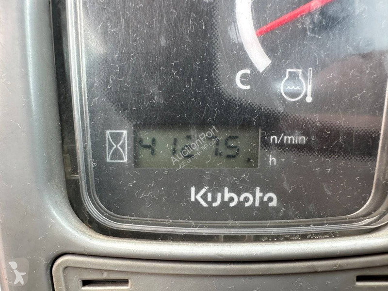 Pelle Kubota KX155-5