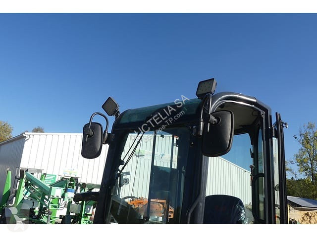 جرافة Yanmar VIO23-6