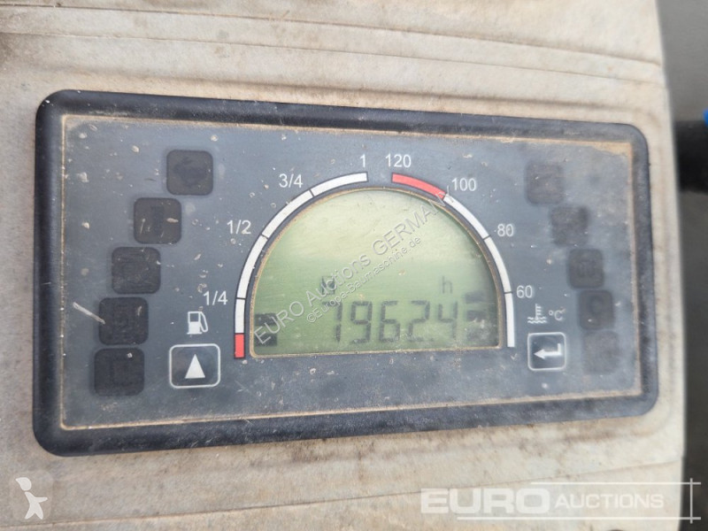 جرافة Wacker Neuson EZ38