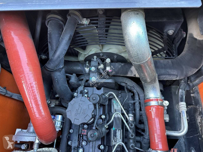 Escavadora Doosan 7