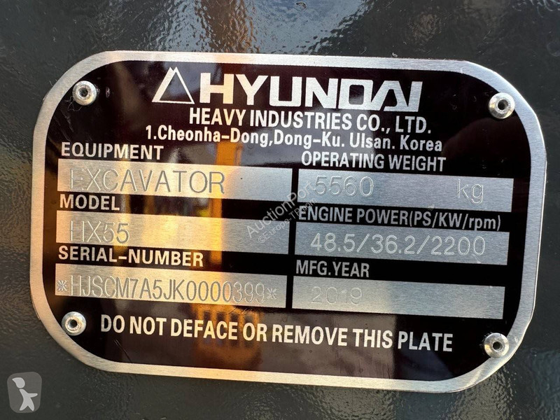 Escavadora Hyundai HX55