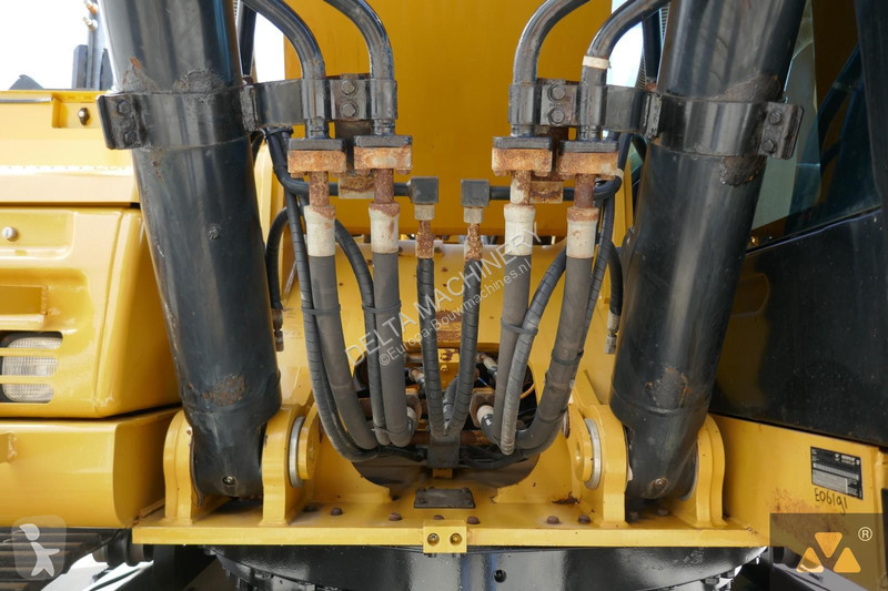 Graafmachine Caterpillar 336FL