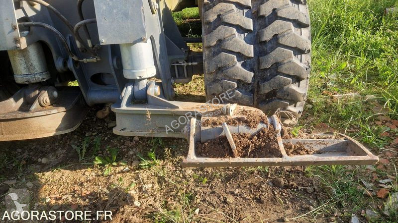Excavator Liebherr A 912 COMPACT