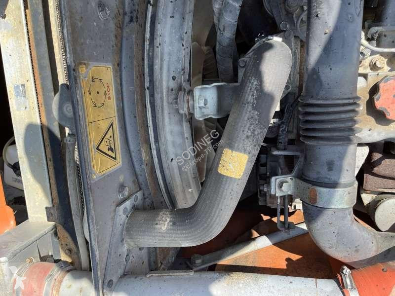 Excavadora Hitachi