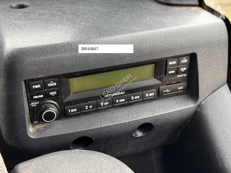 جرافة Hyundai Robex 55W-9A