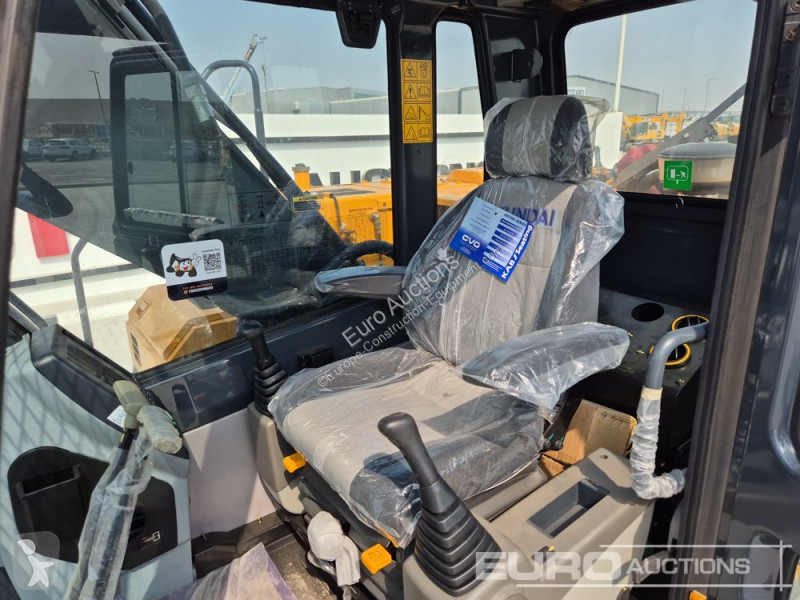 جرافة Hyundai R215L