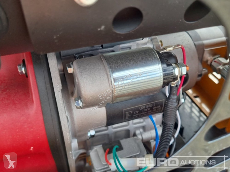 Escavadora JPC HT12