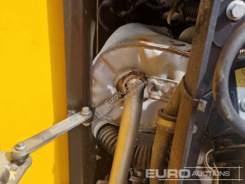 جرافة JCB 15C-1