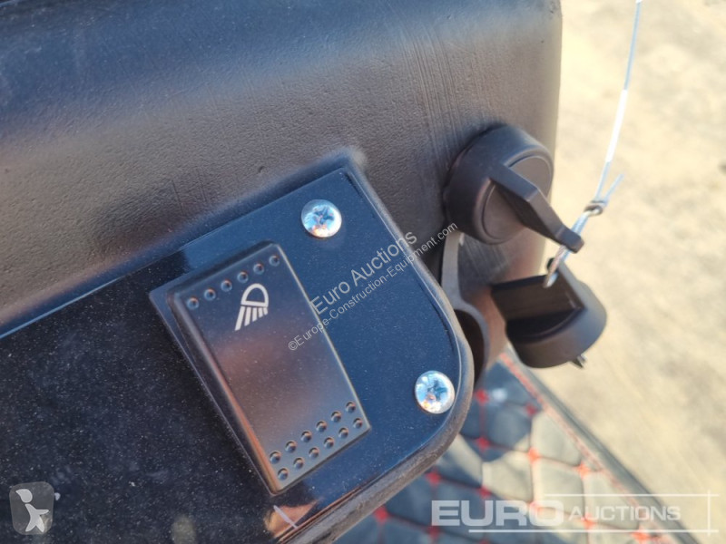 Escavatore JPC HT12