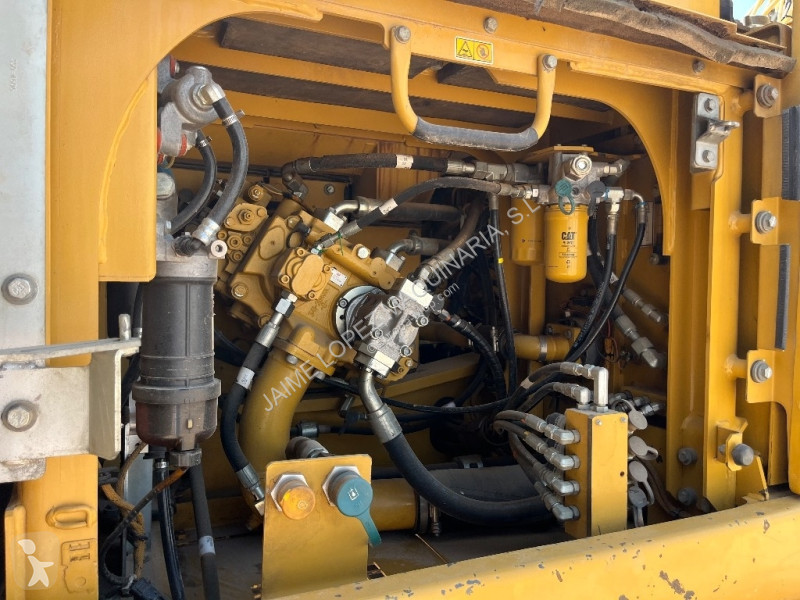 Escavatore Caterpillar EL
