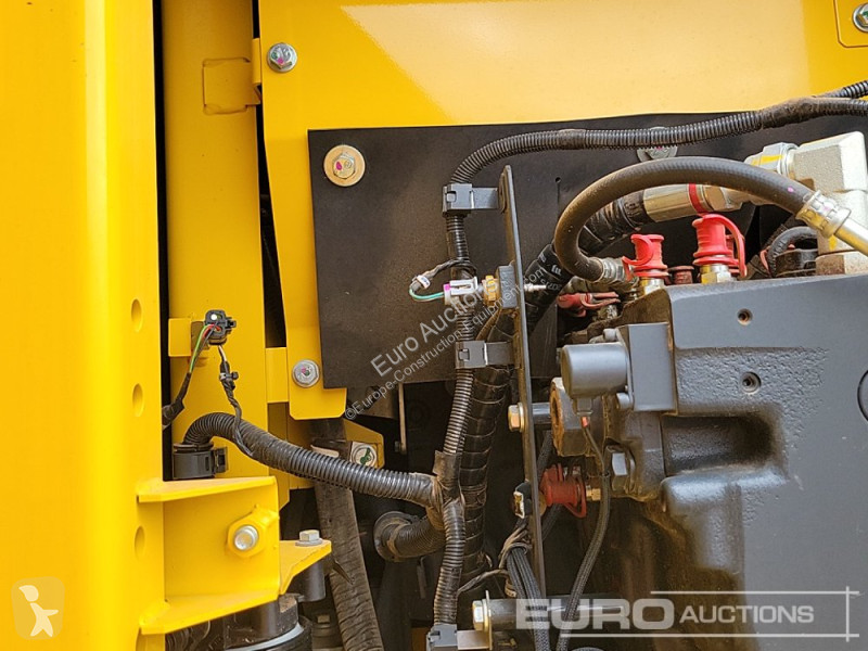 Excavator Komatsu -11E0