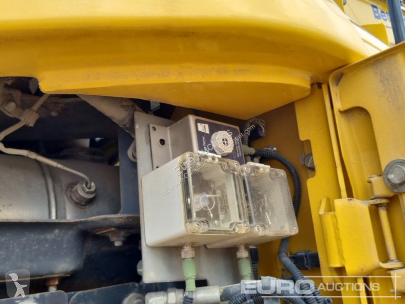Graafmachine Komatsu PC138US-11