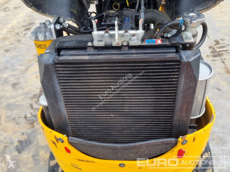 جرافة JCB