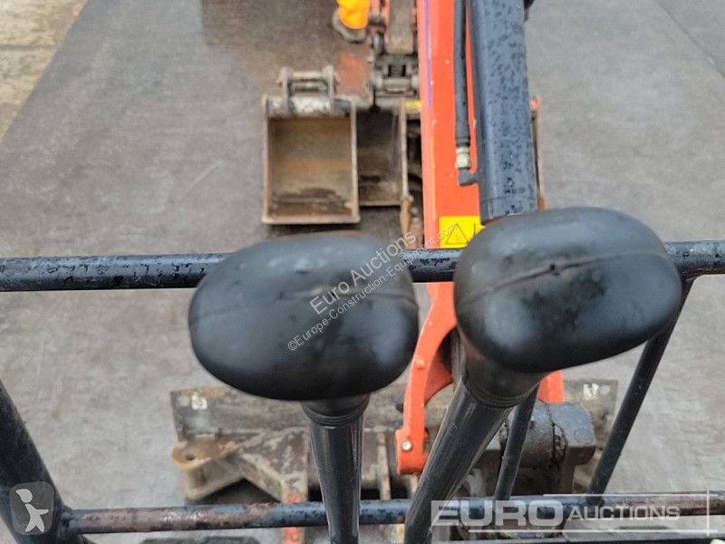 Lopatový nakládač Kubota KX015-4