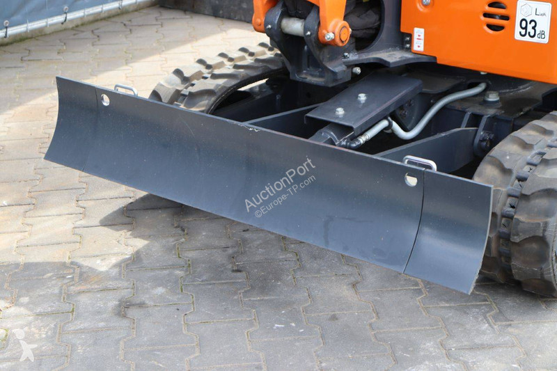 Excavator Hitachi ZX19-6 CR