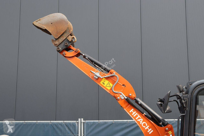 Escavatore Hitachi ZAXIS19-CR