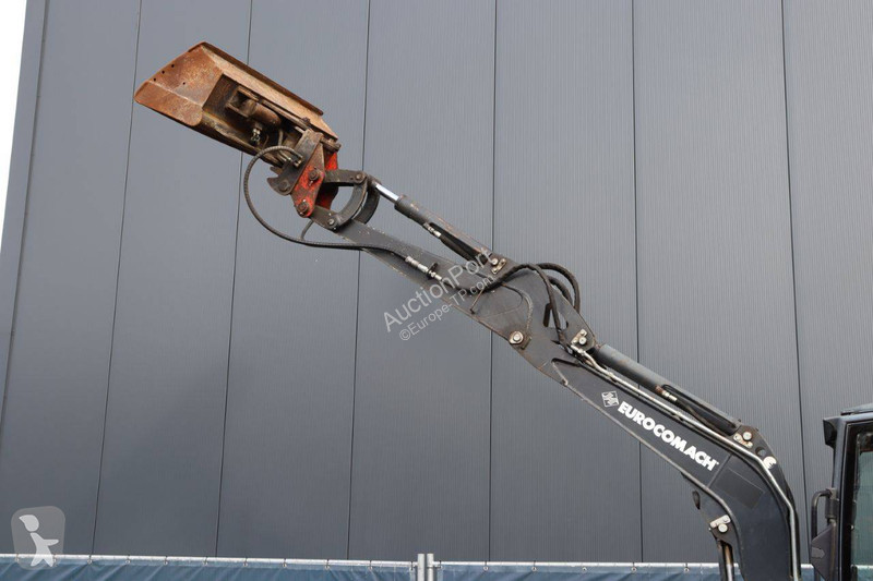 Escavadora Eurocomach ES 35 ZT