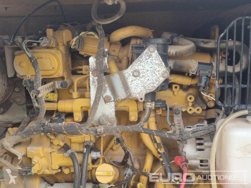 Excavator Caterpillar R