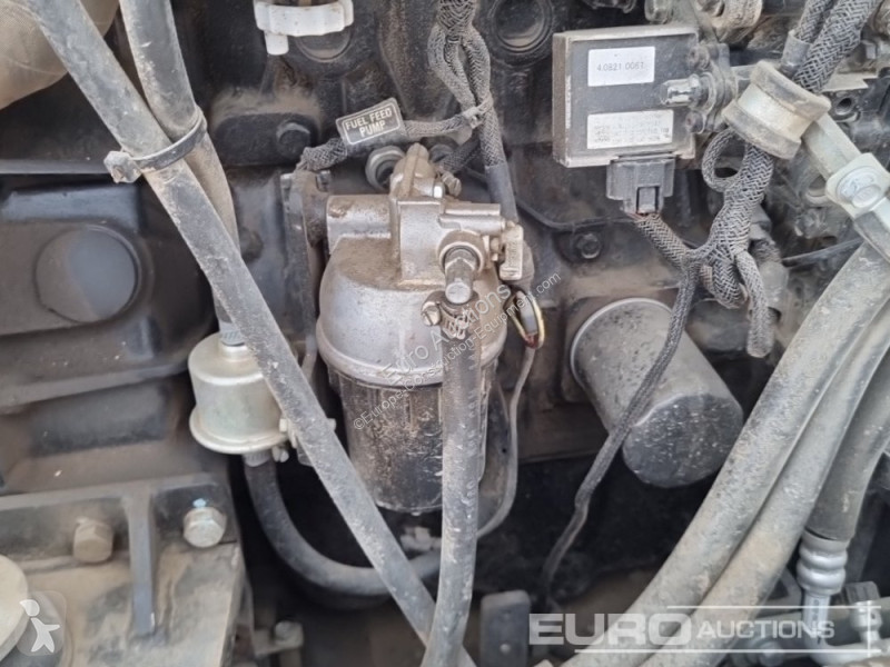 Lopatový nakládač Doosan DX63-3