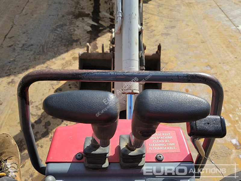 Graafmachine Takeuchi TB210R