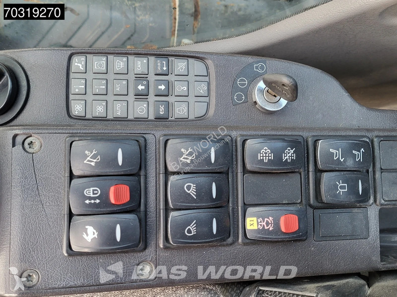 جرافة Volvo EC380 DHR UHD - Dutch Machine