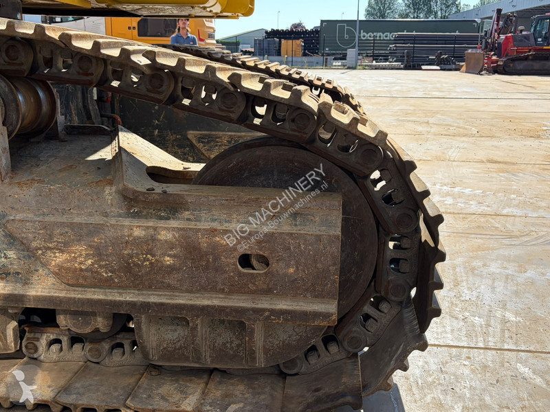 جرافة Komatsu PC490HRD10 - 28m Demolition Boom