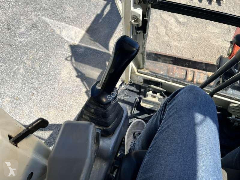 جرافة Kubota