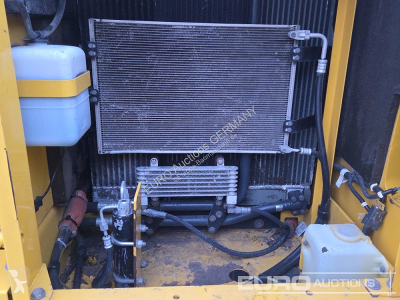 Екскаватор Komatsu