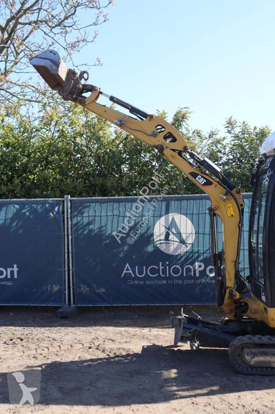 Excavadora Caterpillar