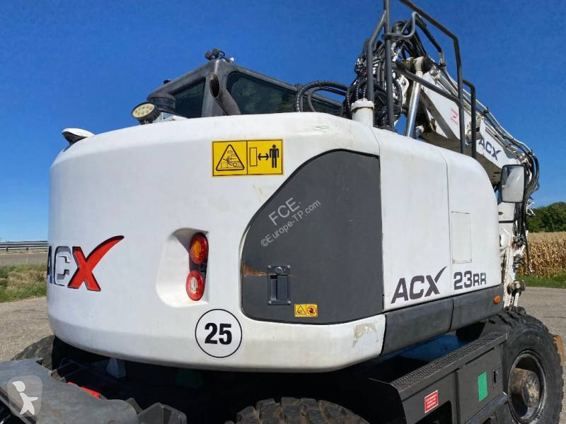 Acx DOOSAN 23 R-R 1er Main a réparer endommagée...