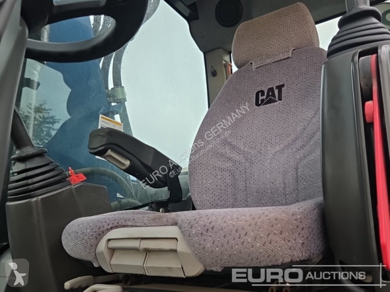 Kotrógép Caterpillar M320F