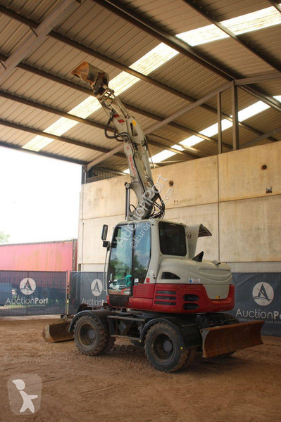 جرافة Takeuchi TB295W