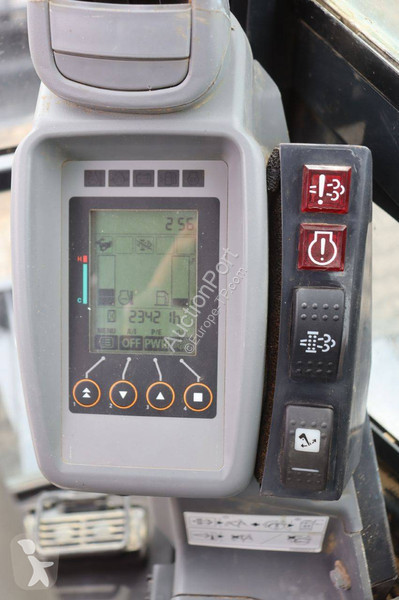 جرافة Hitachi ZX55U6