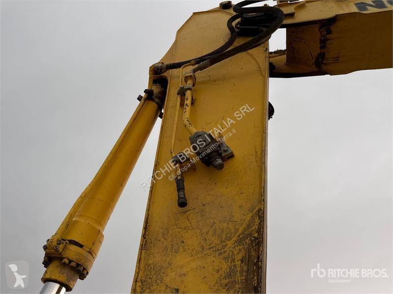 Skovel New Holland Kobelco E215B Tracked Excavator