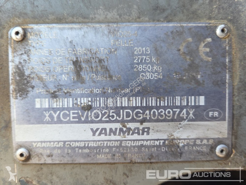 جرافة Yanmar ViO25-4
