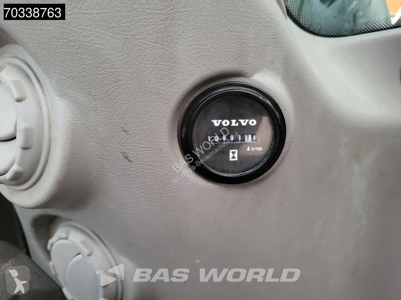 Багер Volvo 0 E L