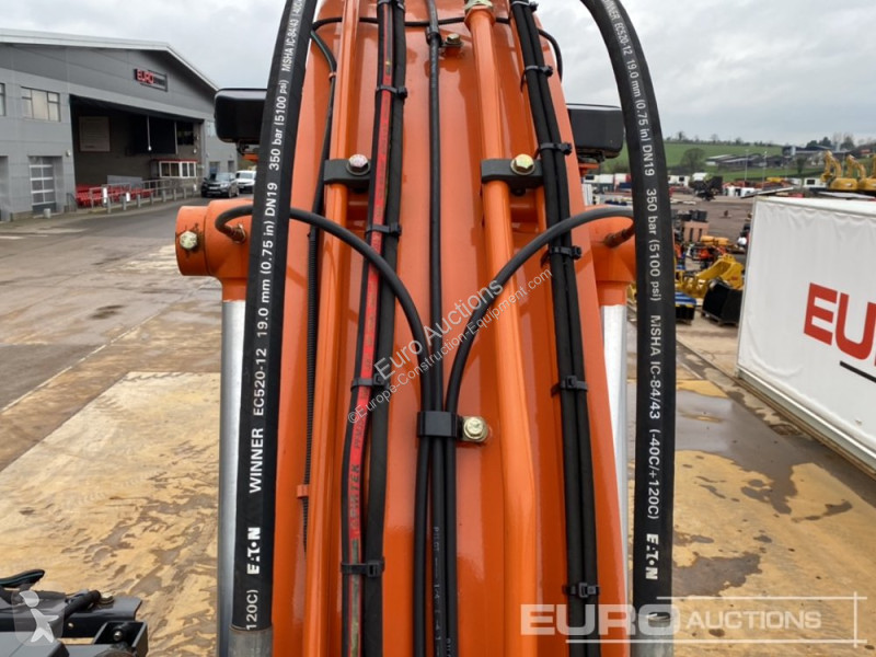 Escavatore Hitachi ZX140H