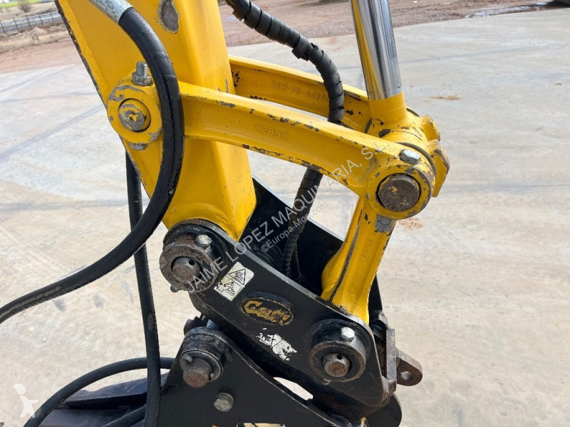 Excavator Komatsu MR-8