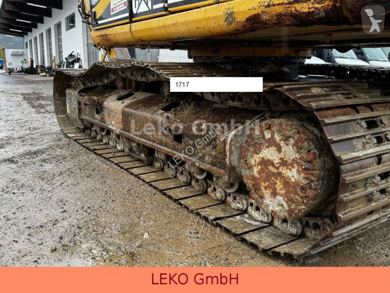 Escavatore Caterpillar 318B Mit Zwei Löffeln