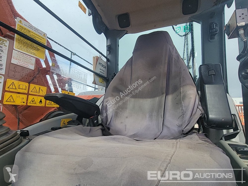 Escavatore Hitachi -5B