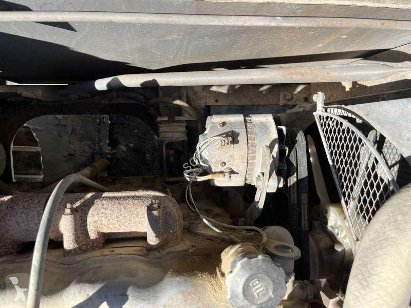 Escavatore Hitachi  UH073