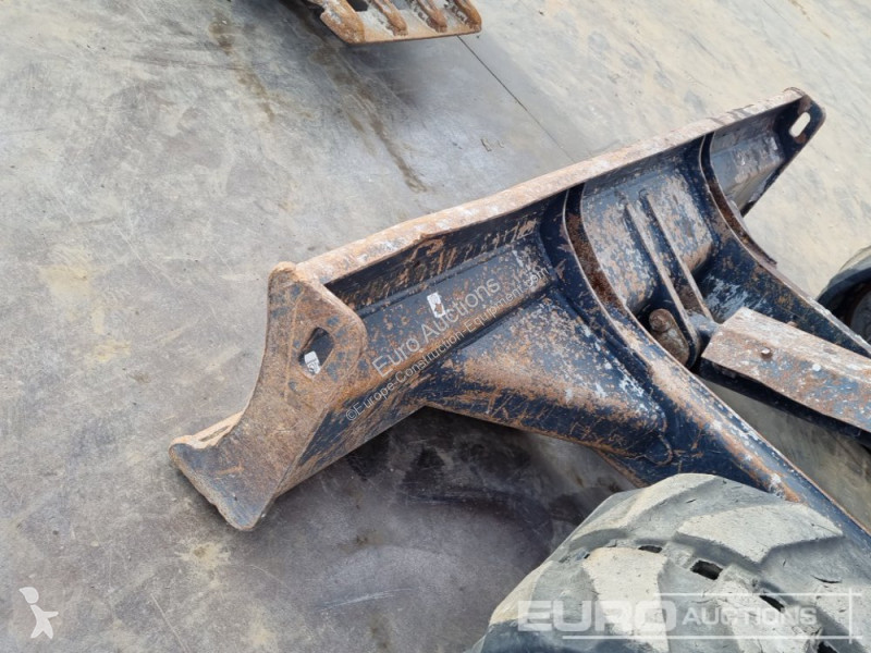 Escavatore Kubota KX080-4A