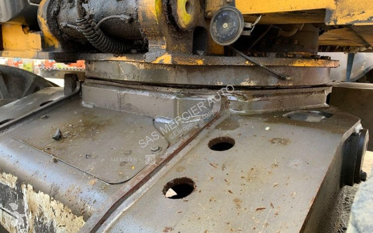 جرافة Mecalac pelle sur pneus diesel