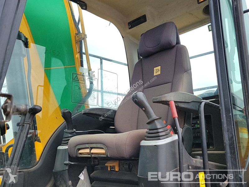 جرافة JCB JS131LC