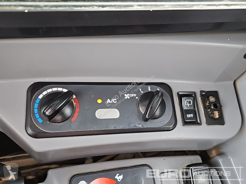 Escavadora Kubota KX080-4A2