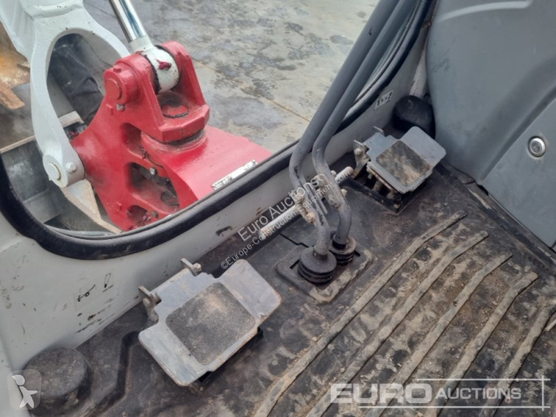 Graafmachine Takeuchi TB216