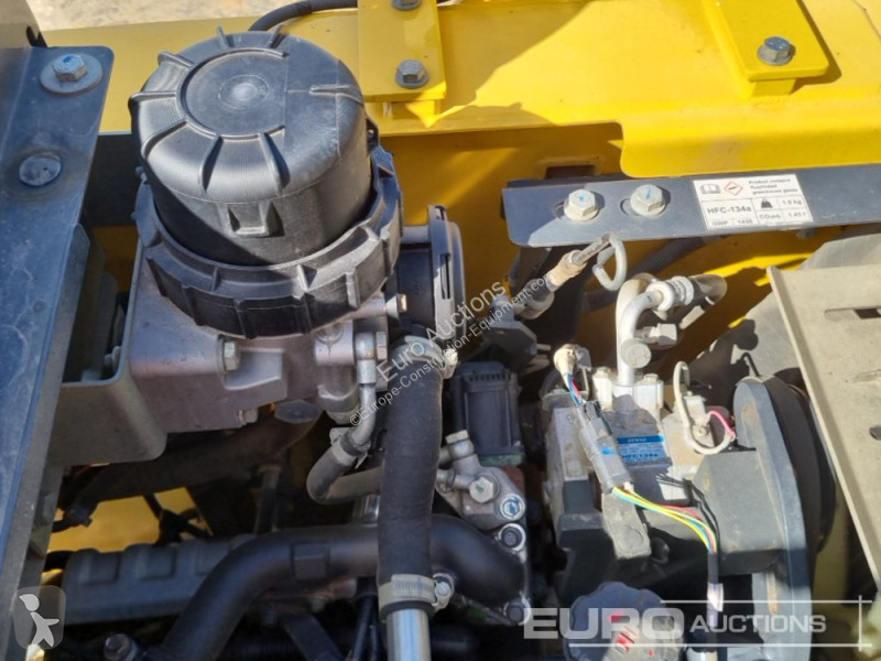 Excavator Komatsu -11
