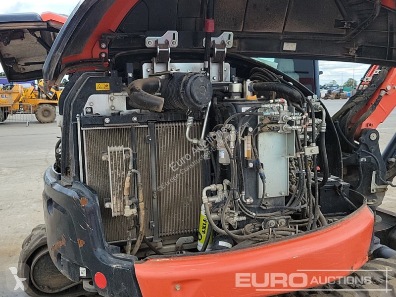 Lopatový nakládač Kubota U50-5