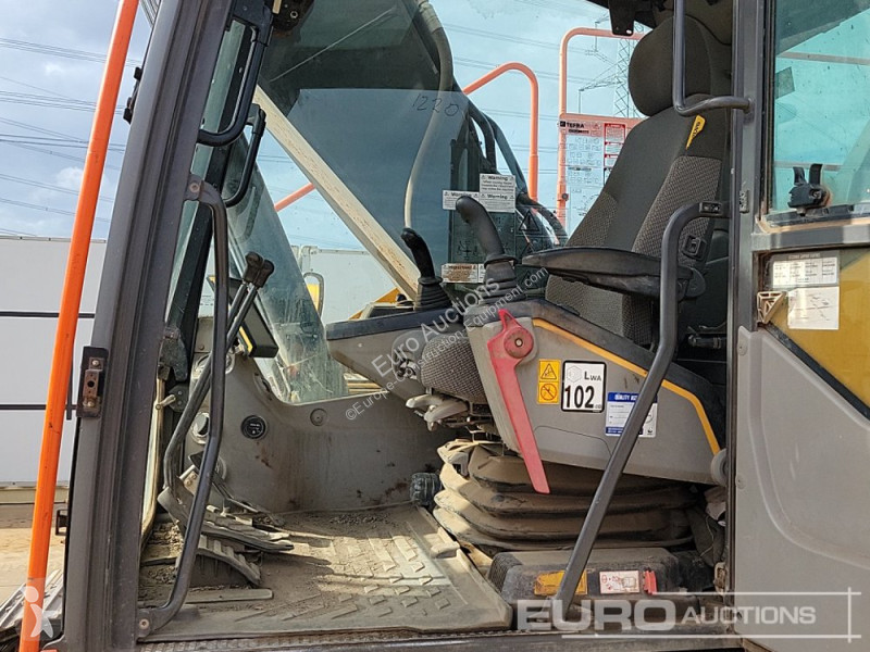 Graafmachine Volvo EC220EL