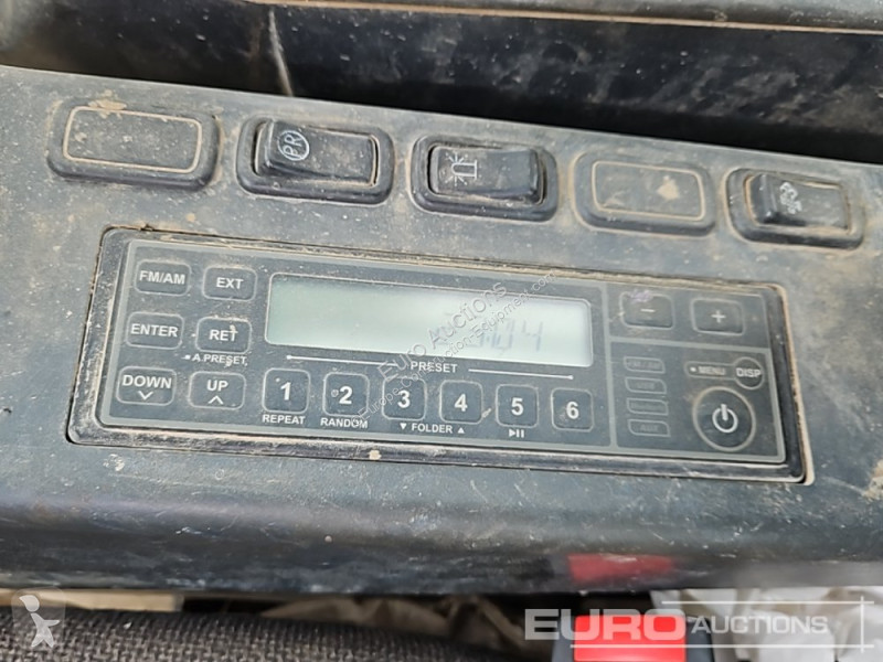 Escavadora Kobelco SK230SRLC-5